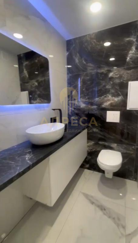 В продаже евро 3-ка, кухня-гостиная 17 кв м, 2 спальни,  отдельно сан узел, отдельно гардеробная, из - Оренбург
