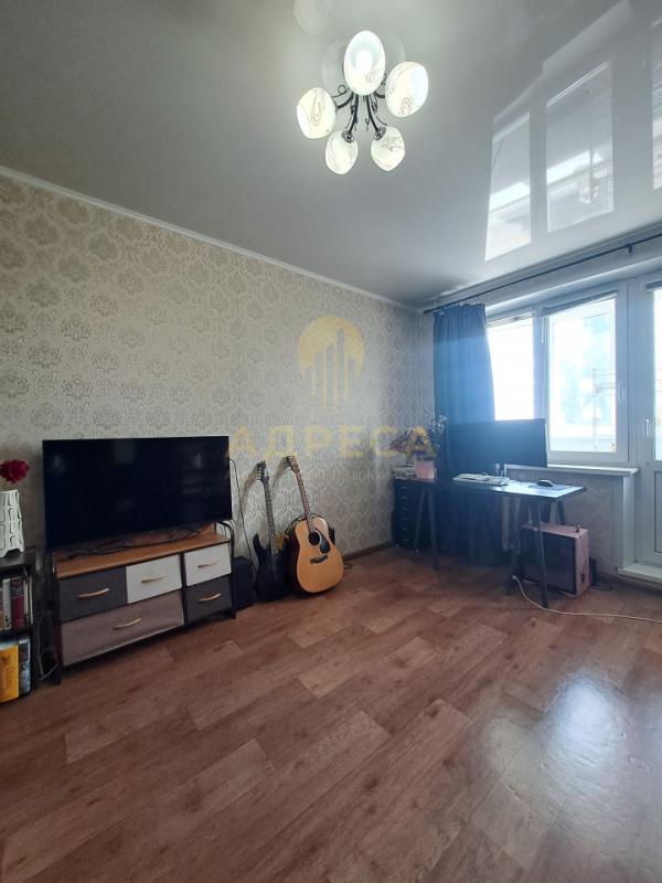 Продаётся однокомнатная квартира 33,2 кв. - Оренбург