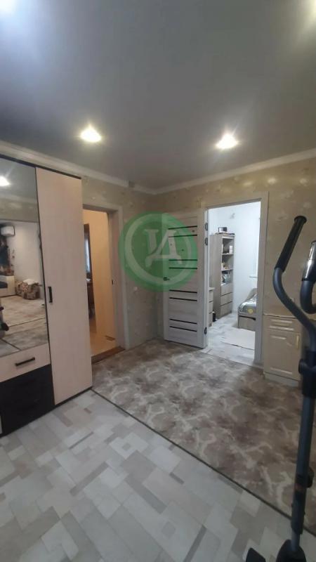Продам хороший, отдельно стоящий , добротный дом в районе п. - Орск