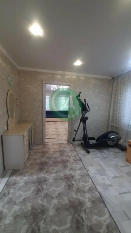 Продам хороший, отдельно стоящий , добротный дом в районе п. - Орск