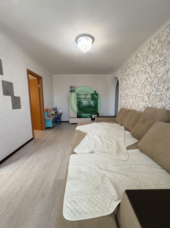 Продам 4-х комнатную квартиру по адресу: Комарова дом 16, район 240-й квартал, общей площадью 60,8 к - Орск