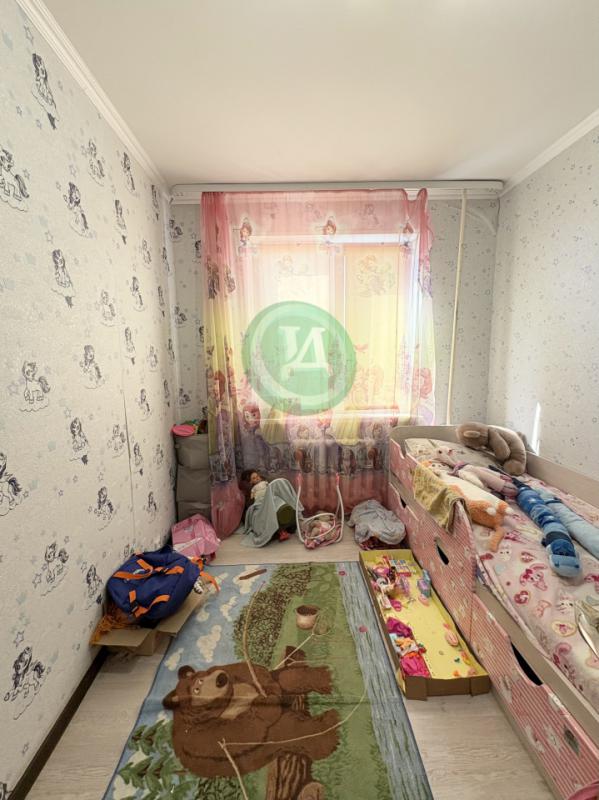Продам 4-х комнатную квартиру по адресу: Комарова дом 16, район 240-й квартал, общей площадью 60,8 к - Орск