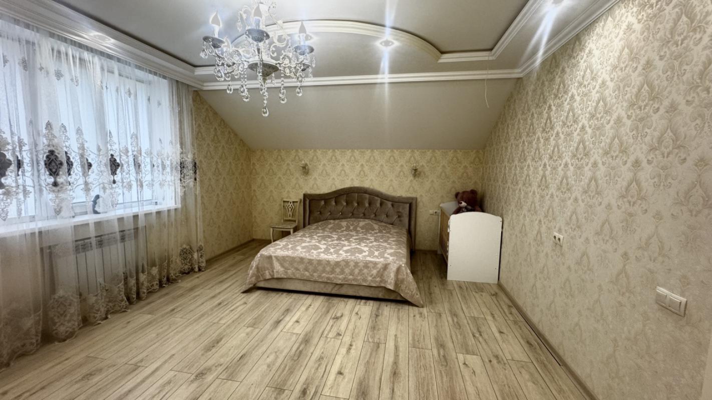 🏡‼️Вашему вниманию предлагается уникальный вариант &mdash; роскошный двухэтажный загородный дом - Ленина