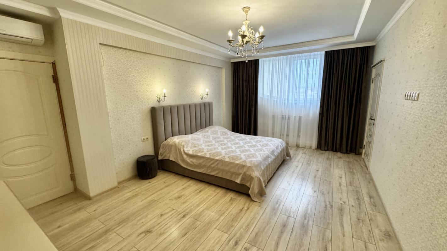 🏡‼️Вашему вниманию предлагается уникальный вариант &mdash; роскошный двухэтажный загородный дом - Ленина