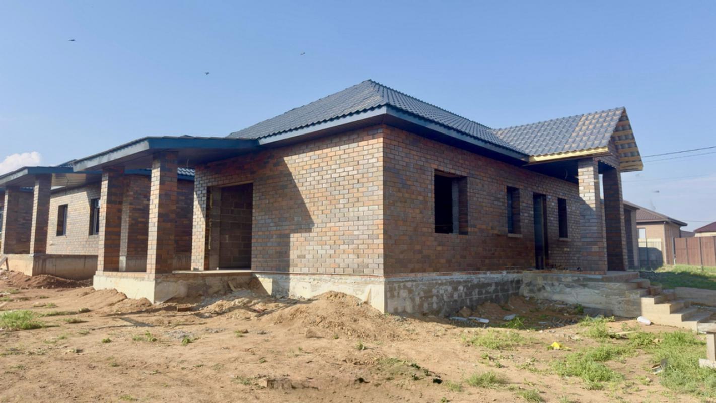 🏡 Нoвый киpпичный дом c гаражем (120 м&sup2;) в прoдаже! - Соловьевка