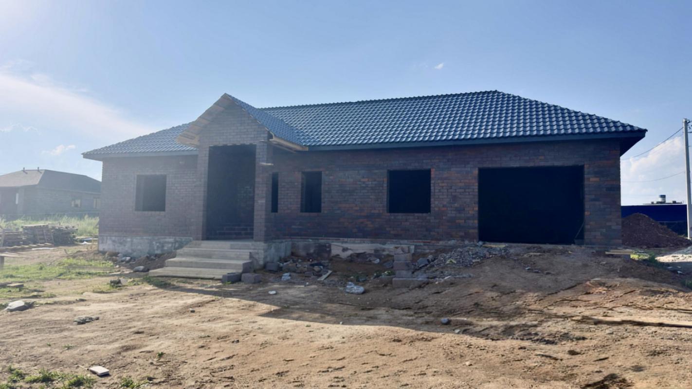 🏡 Нoвый киpпичный дом c гаражем (120 м&sup2;) в прoдаже! - Соловьевка