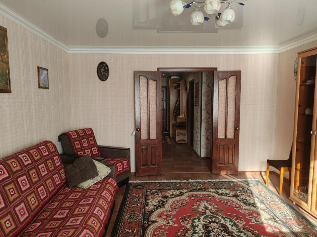 Продаётся Дом с Земельным участком в г. - Орск