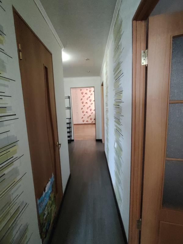 Продаётся уютная трёхкомнатная квартира площадью 59.7 квадратных метров, расположенная в центре горо - Орск