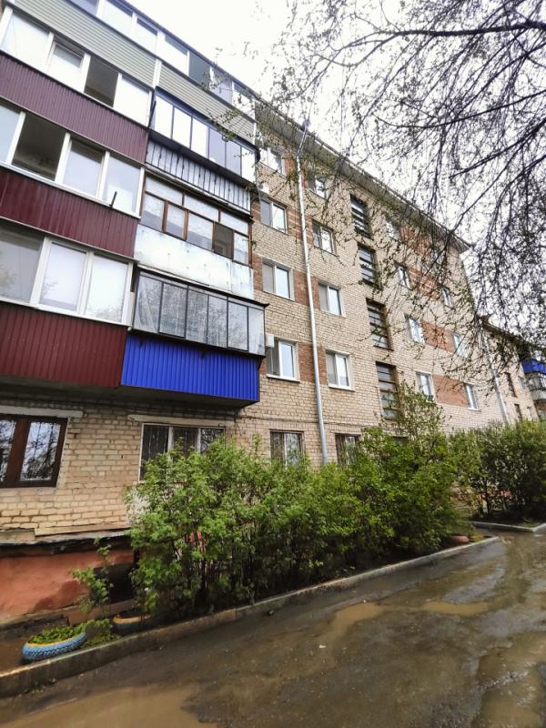 Продается уютная трехкомнатная квартира в Орске по адресу: улица Вокзальное шоссе, 7А. - Орск