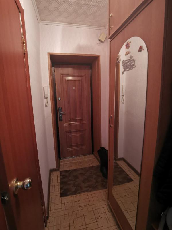 Продаётся уютная двухкомнатная квартира площадью 42.1 квадратных метров на пятом этаже пятиэтажного - Орск