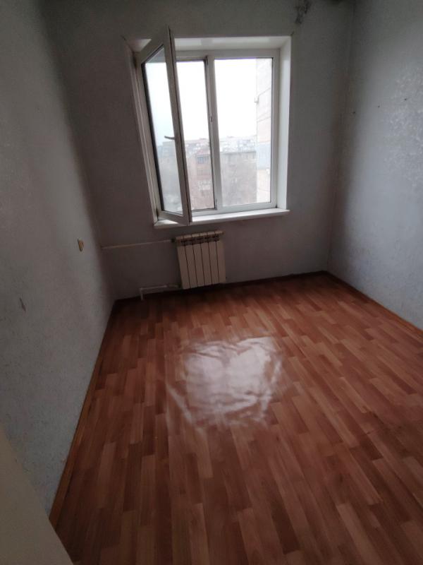 В продаже 4-х комнатная квартира, расположенная на 5 этаже пятиэтажного дома по адресу ул. - Орск