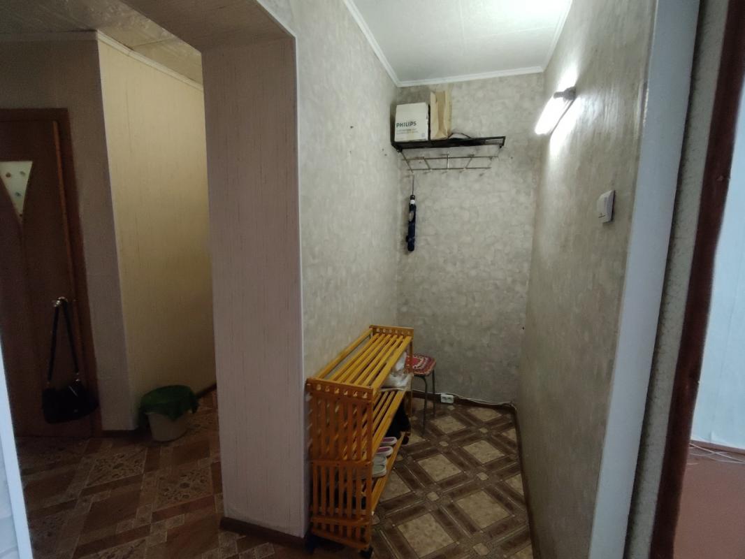 В продаже 3-х комнатная квартира, расположенная на 5 этаже пятиэтажного кирпичного дома общей площад - Орск