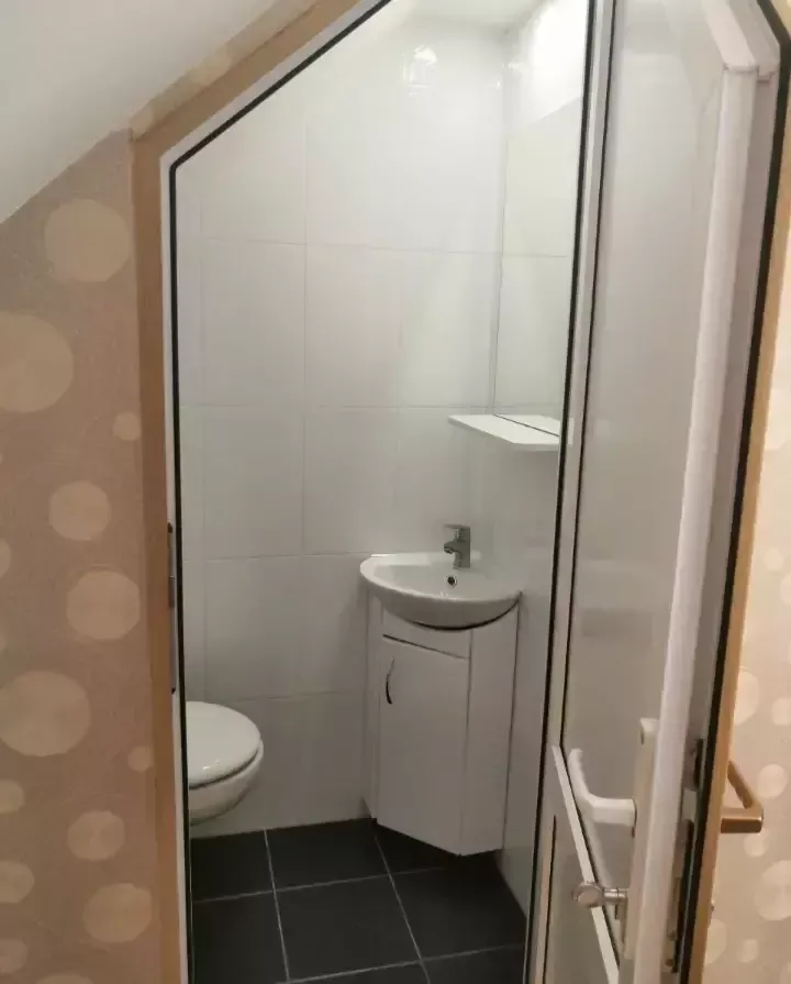 Продаётся двухуровневая  3- х комнатная квартира площадью 95.7 квадратных метров на втором этаже  3х - Оренбург