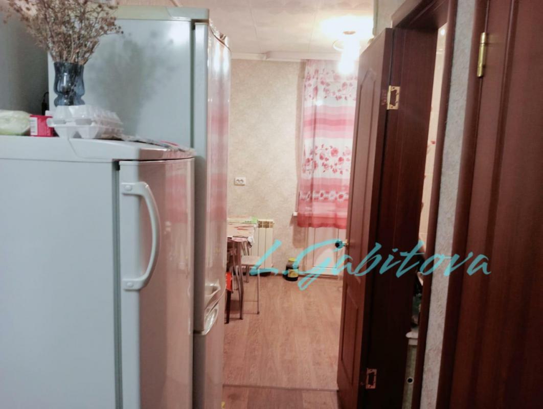 Продается 3-комнатная, расположенная на 9 этаже 9-этажного кирпичного дома в востребованном районе г - Орск