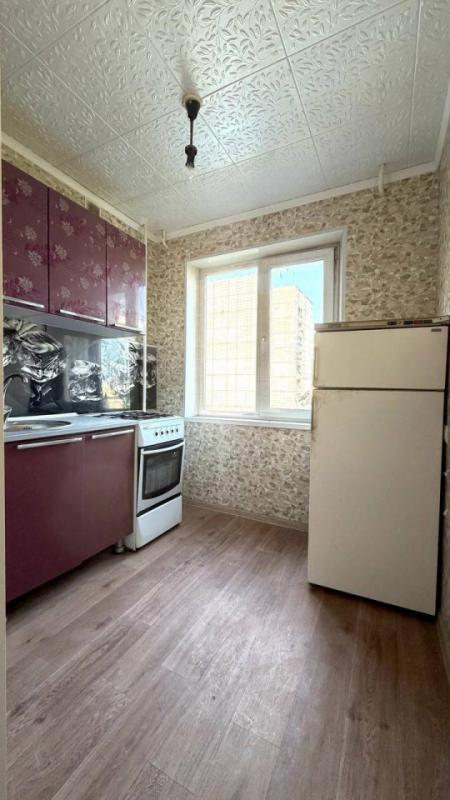 Продается двухкомнатная квартира, общей площадью 43,5 кв. - Орск