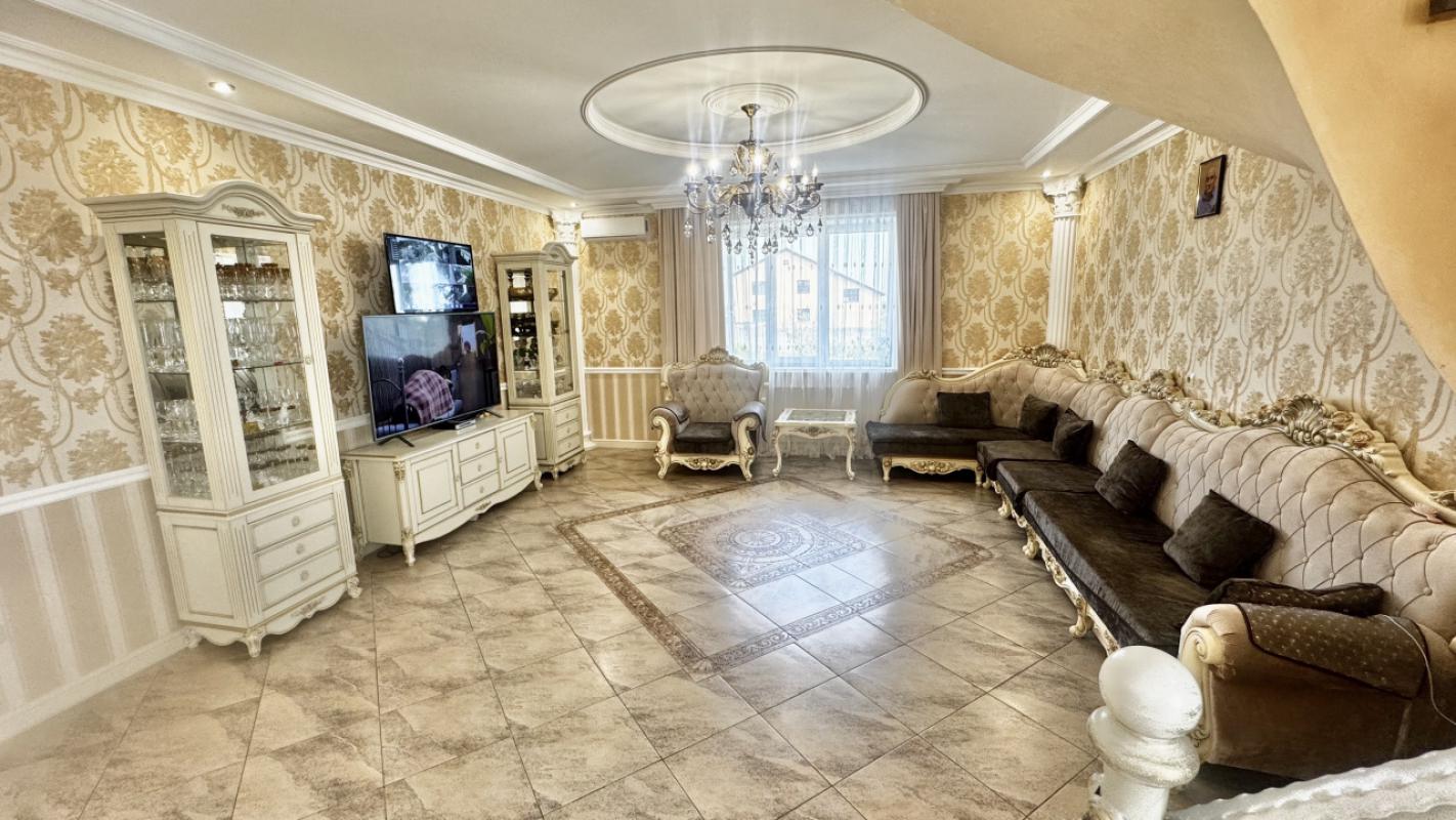 🏡‼️Вашему вниманию предлагается уникальный вариант &mdash; роскошный двухэтажный загородный дом - Ленина