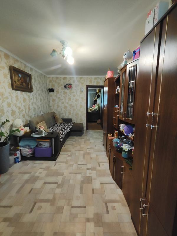 Продается уютная трехкомнатная квартира в Орске по адресу: улица Вокзальное шоссе, 7А. - Орск