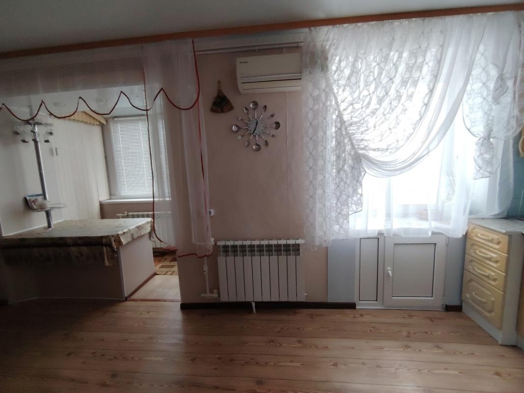 В продаже 3-х комнатная квартира, расположенная на 5 этаже пятиэтажного кирпичного дома общей площад - Орск