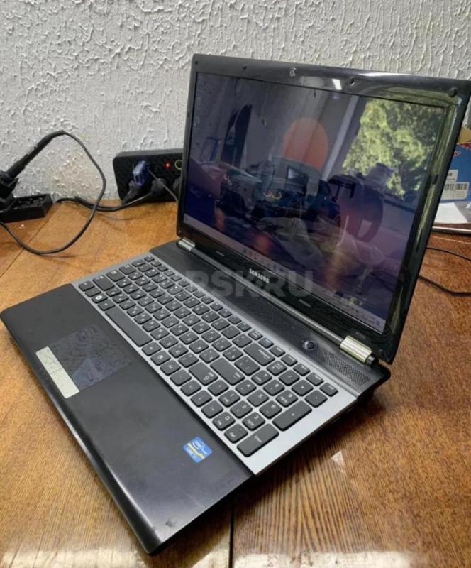 Отличный ноутбук для учебы и игр 
Характеристики 
Процессор Intel Core i7 2630QM
Оперативная памя - Орск