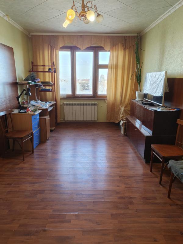 Продается  трехкомнатная квартира площадью 61,5 кв. - Орск