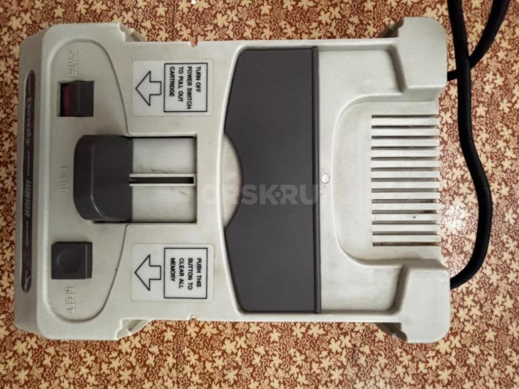 Продам монитор(400),клавиатура(300), мышка(50)игру денди (500) - Орск