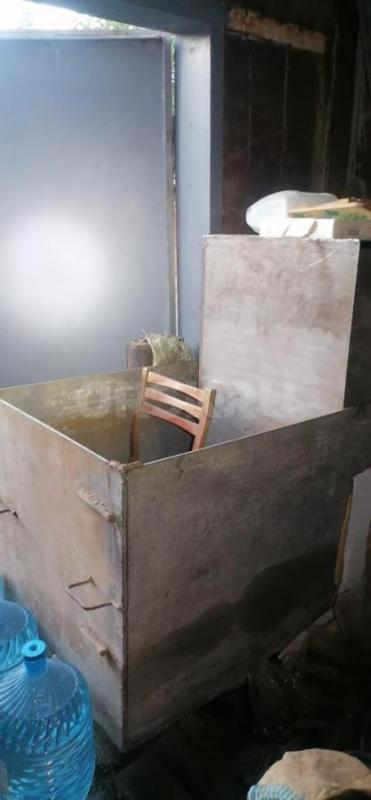 Продам: уголок 45x45-2,5м-500р/шт.; навесы гаражные-300р/шт.; баки и бочки из нержавейки: 1,8x0,8x0, - Орск