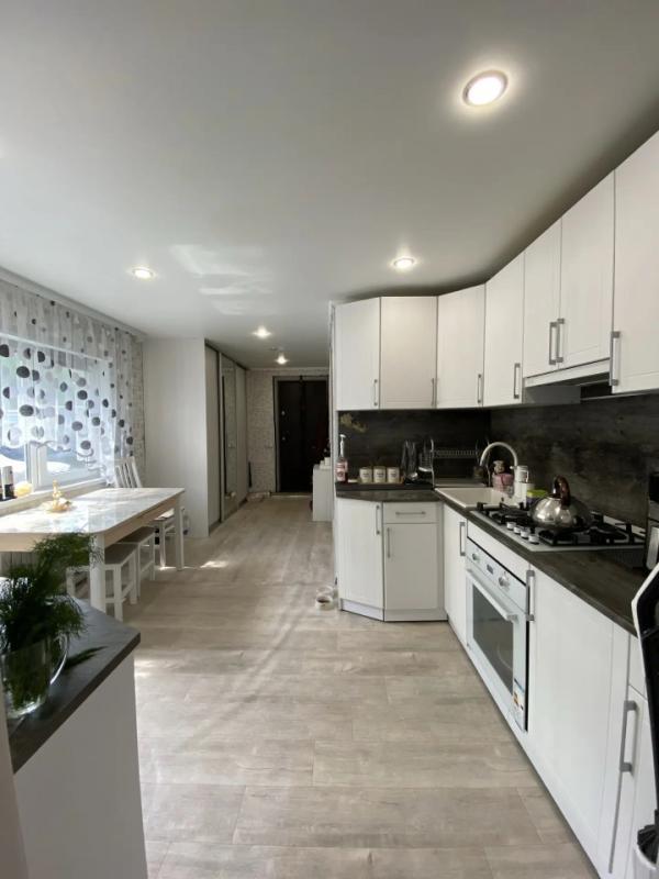 Продаем 3-х комн. - Орск