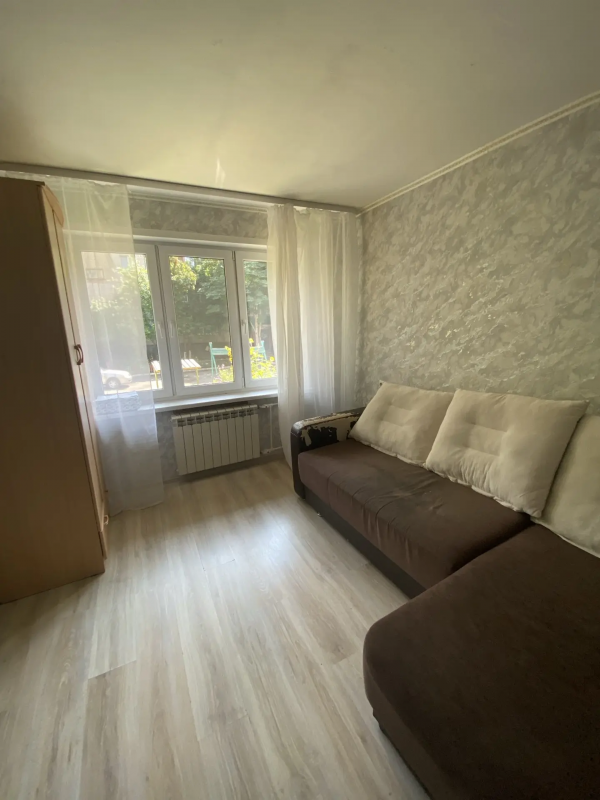 Продается 1-комнатная квартира на 1 этаже 5-ти этажного по адресу г. - Новотроицк