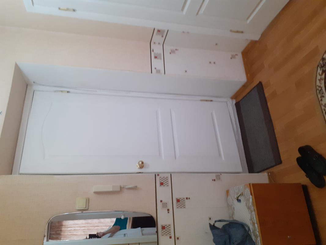 Уютная квартира , в шаговой доступности остановка, супермаркет, бассейн, парк, Звонить после 17-00 , - Новотроицк