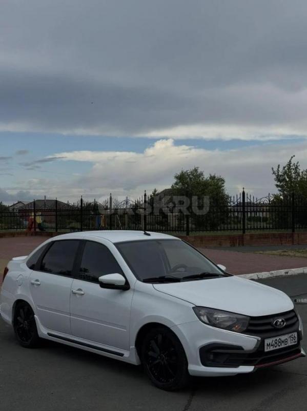 Продам Лада Гранта Drive Active 2020 г в 2 хозяин в отличном состоянии
Есть кондиционер,обогрев сид - Гай