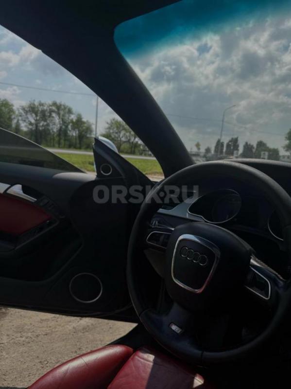 Продам Ауди s5, v8 , одета в рест, едет хорошо , руки есть куда приложить и по кузову и по технике , - Гай