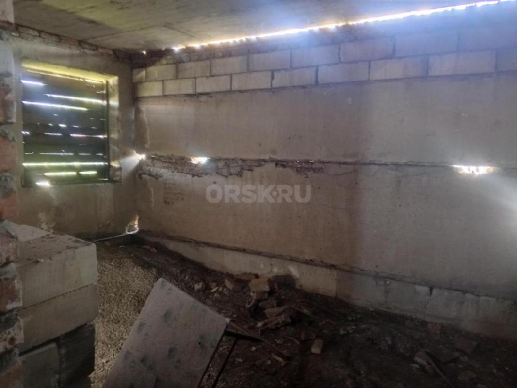 Продам дом недострой посёлок Майский 100 кв . - Орск
