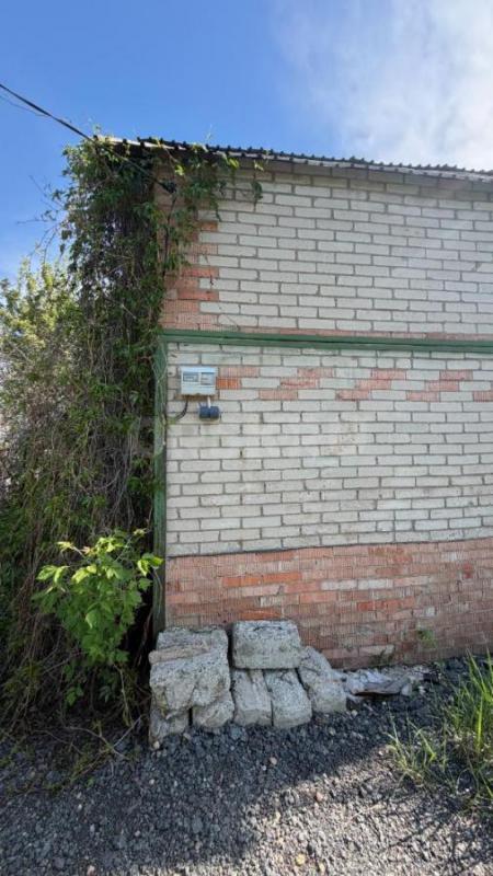 Предлагается к продаже живописный дачный участок площадью 18 соток, расположенный в СТ ОМЗ недалеко - Орск