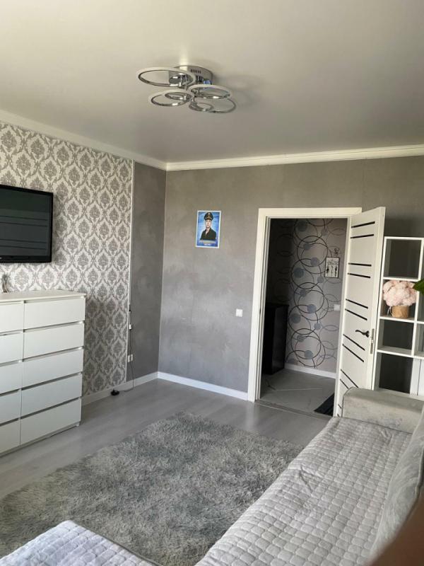 Продаётся просторная четырёхкомнатная квартира площадью 71.1 квадратных метров на седьмом этаже деся - Оренбург