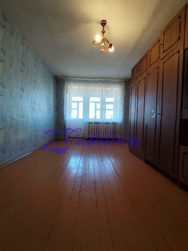 Продается уютная трехкомнатная квартира в Новотроицке по адресу улица Губина, 10. - Новотроицк