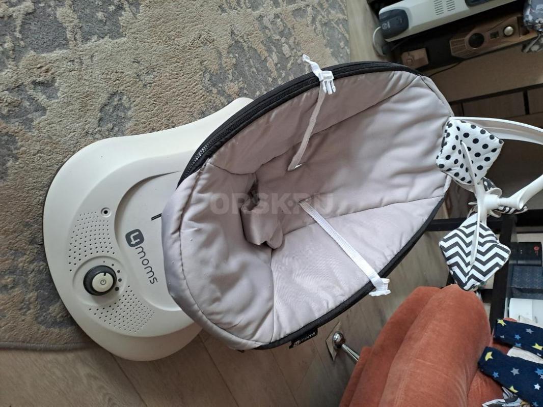 Продам электрические качели 4 moms для новорожденных, в отличном состоянии. - Орск