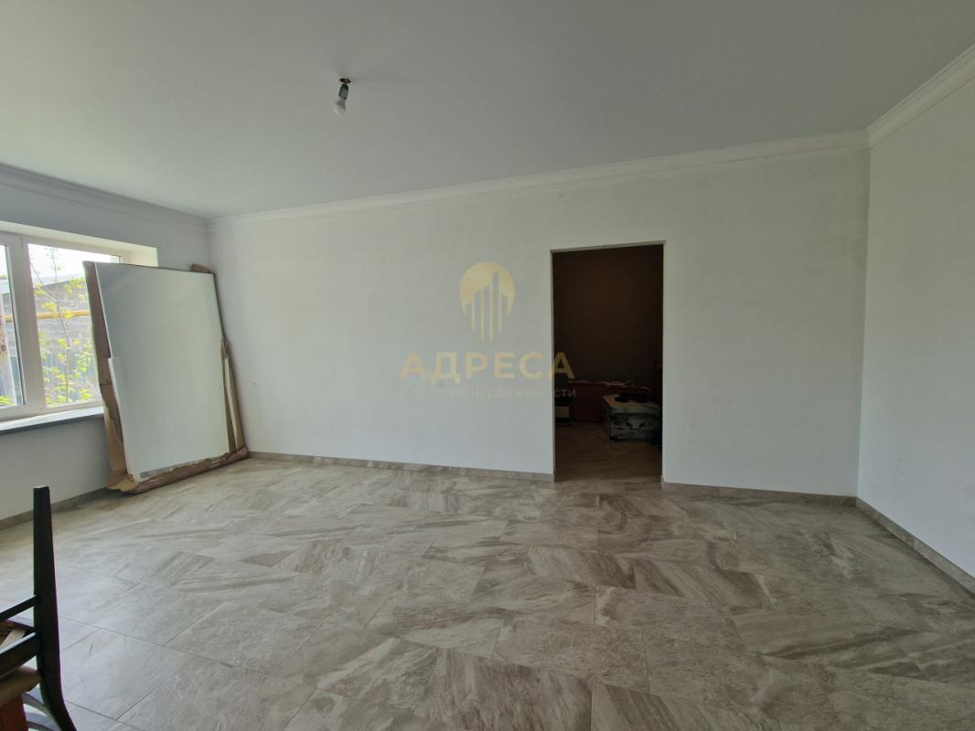 Продается дом , общей площадью 182 кв. - Оренбург