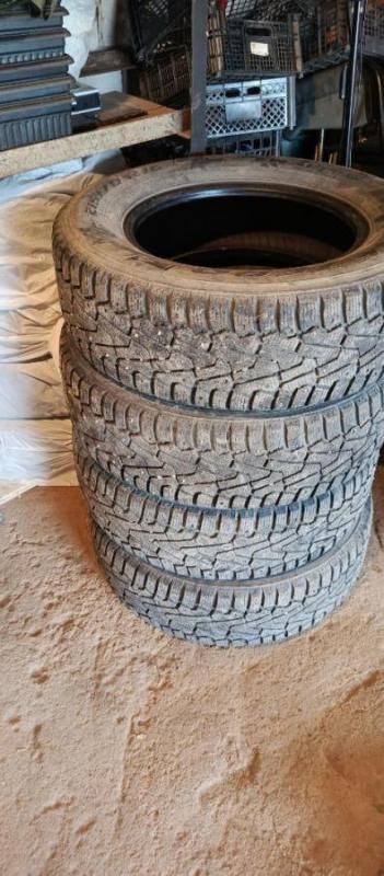 Продам зимнюю резину PIRELLI ACE ZERO 215/70/R16 в хорошем состоянии. - Гай