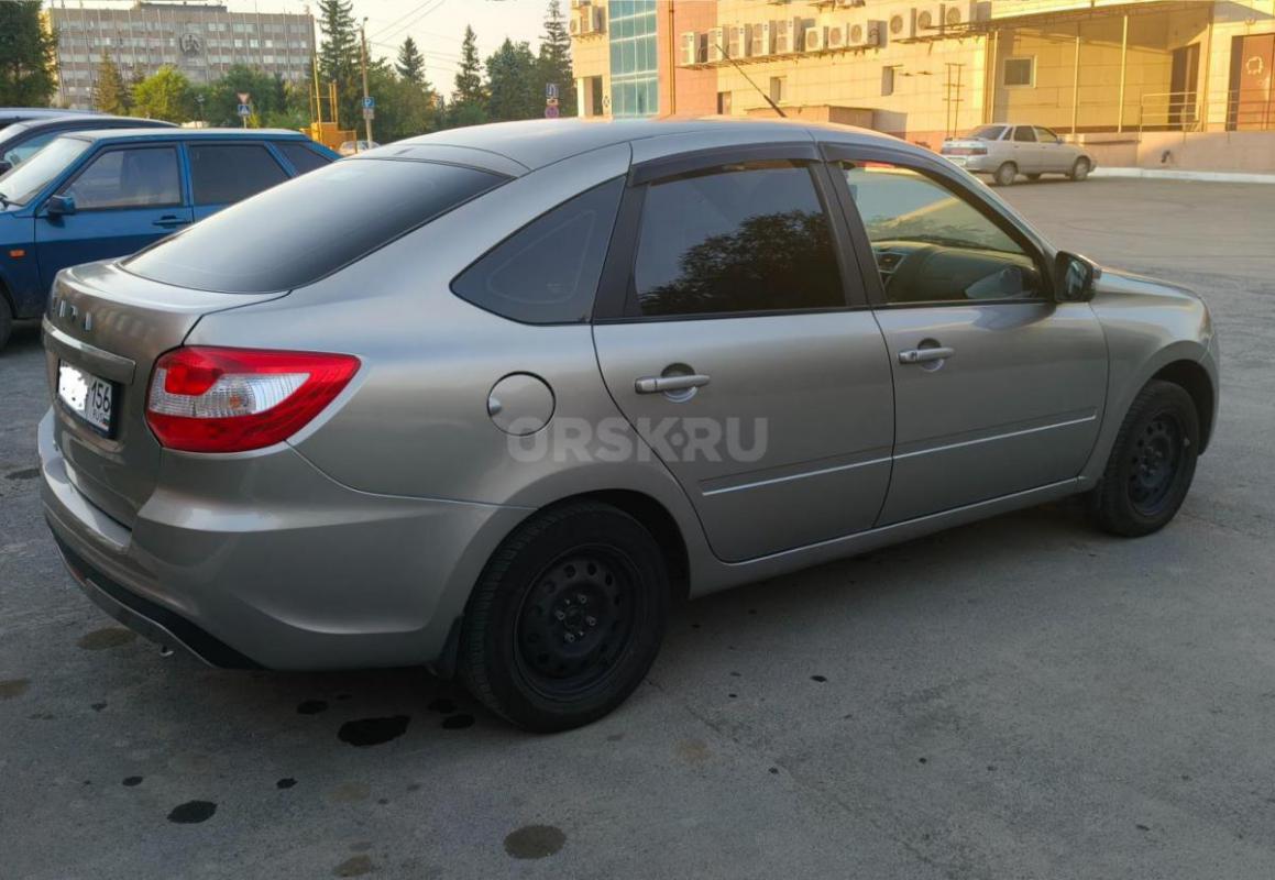 Комплектация: Lada (ВАЗ) Granta I Рестайлинг Euro-2 1.6 MT (90 л.с.)
Classic'23 Кондиционе - Орск