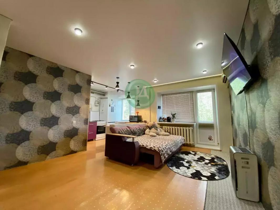 3-ка студия (54 кв/)Нахимова 121 ( красные дома )2 этаж двух этажного кирпичного дома 2 изолированны - Орск