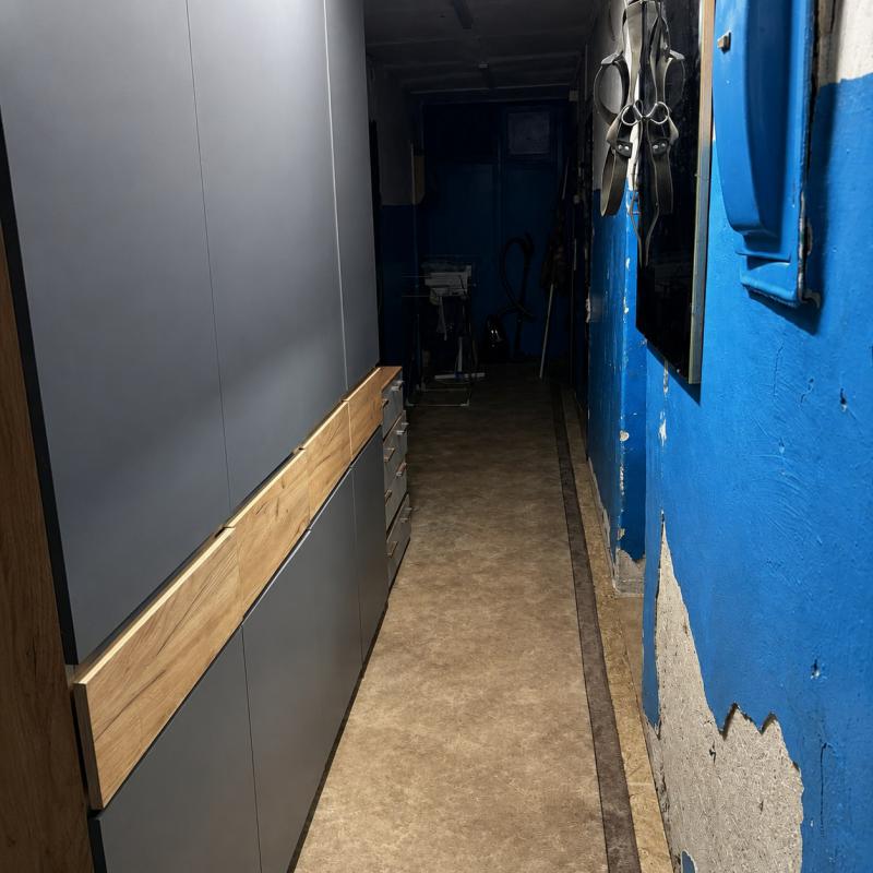 Продается светлая комната 25,5 м² в общежитии секционного типа, расположенная практически в центре г - Орск