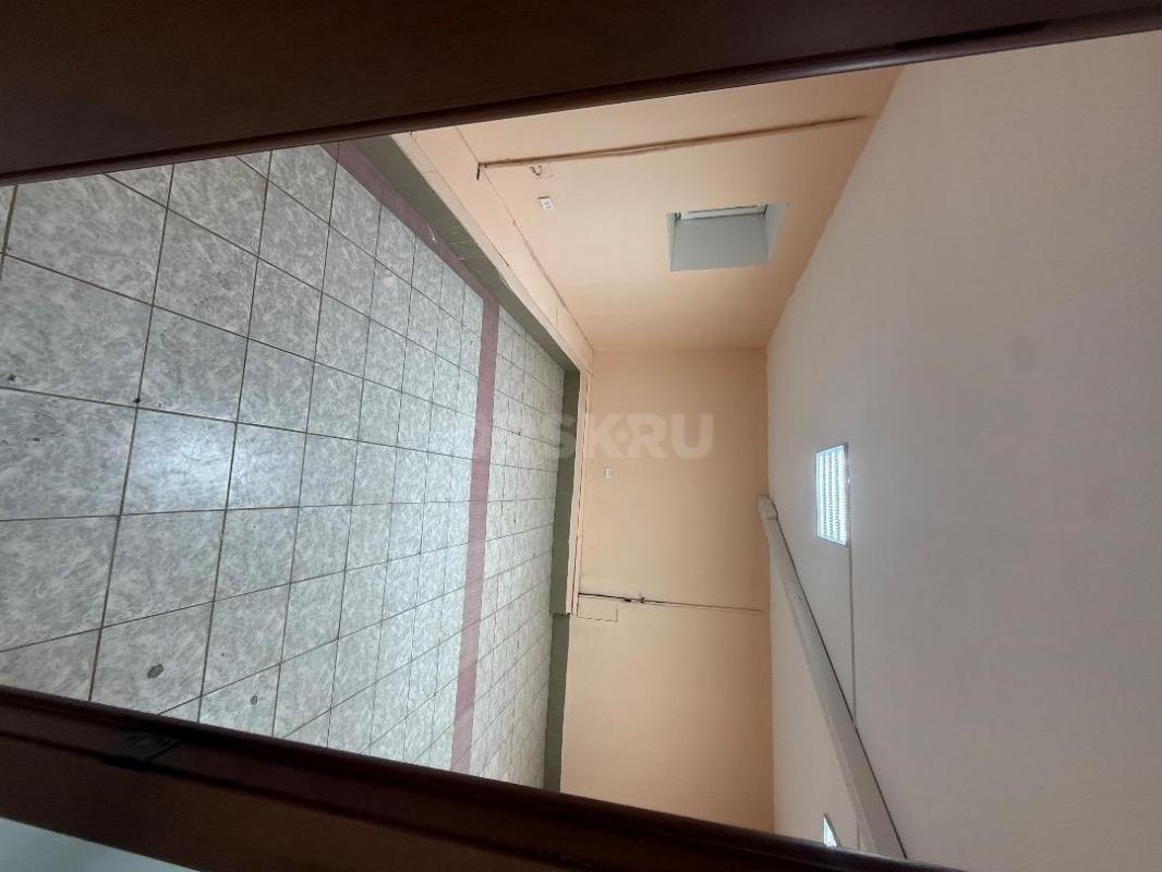 Сдам в аренду подвальное помещение проспект Ленина 87 на против магазина титан площадь 700 кВ. - Орск
