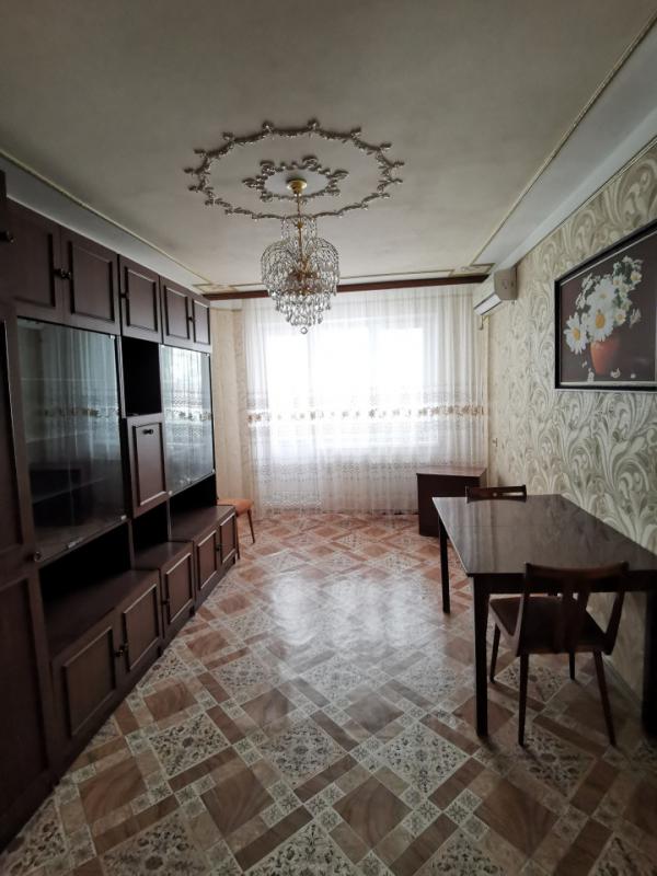 Продаётся уютная трехкомнатная квартира площадью 60.4 квадратных метров на пятом этаже пятиэтажного - Орск
