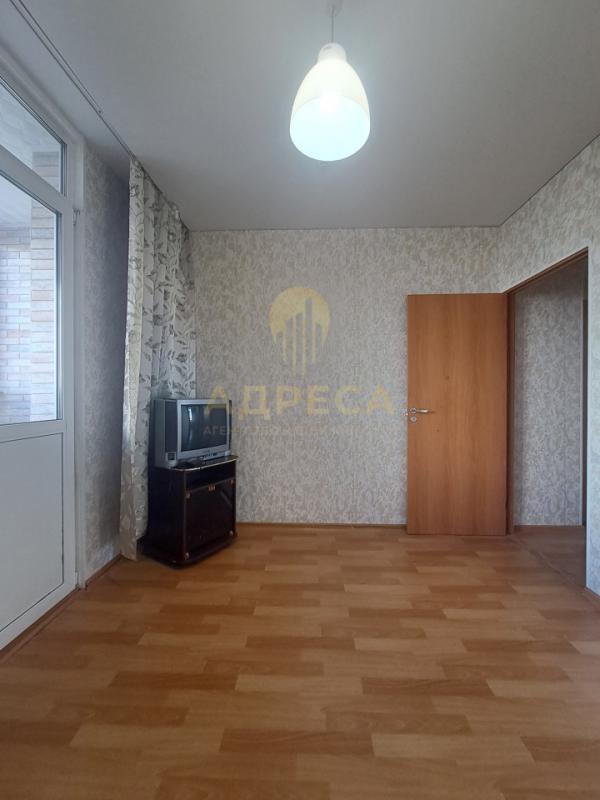 Продаётся однокомнатная квартира, распашонка 34 кв. - Оренбург