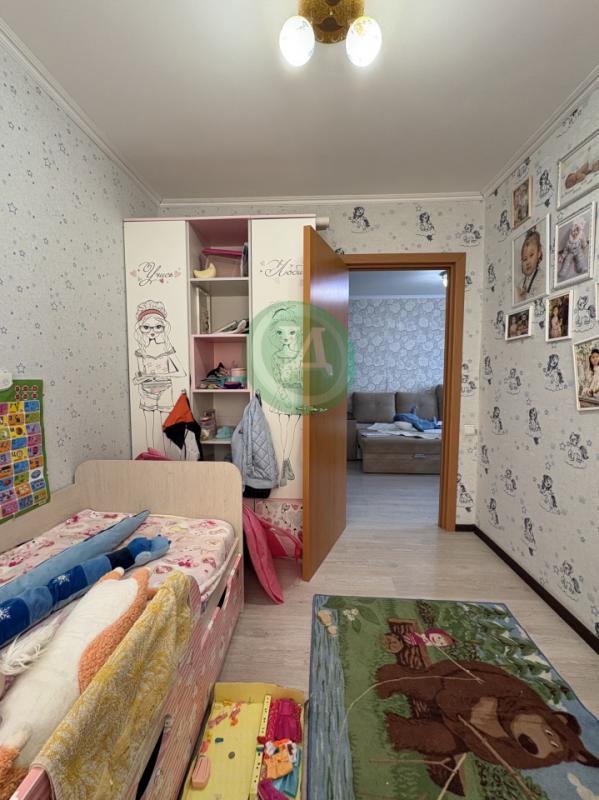 Продам 4-х комнатную квартиру по адресу: Комарова дом 16, район 240-й квартал, общей площадью 60,8 к - Орск