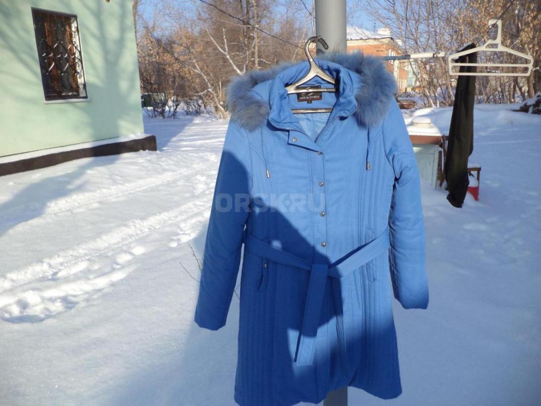 Куртка, пуховик для девушки 44, 46р. с капюшоном 2000р. - Орск