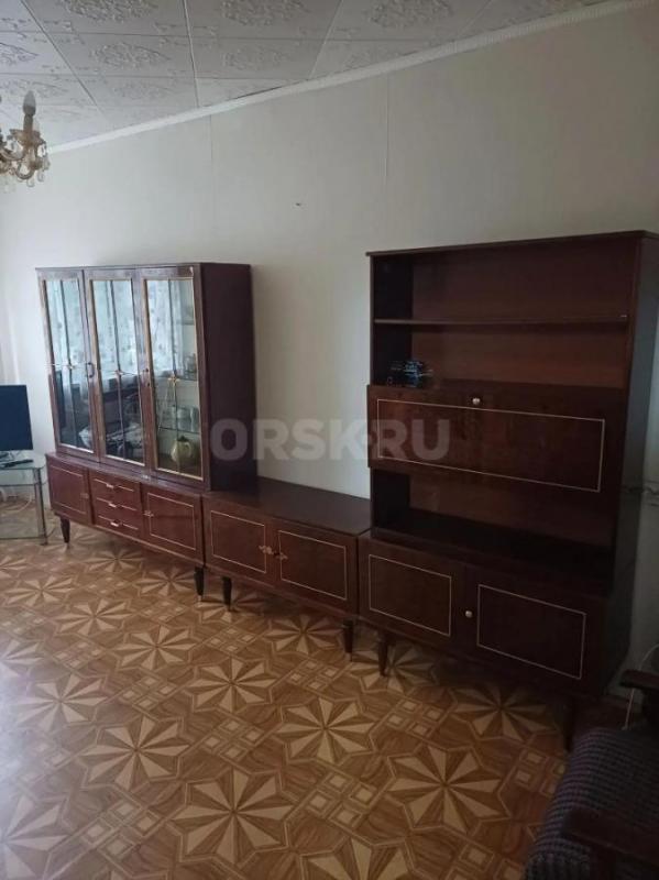 Продам спальный гарнитур б/у за 8000руб и шкафы в зал за 5000руб можно по отдельности - Орск