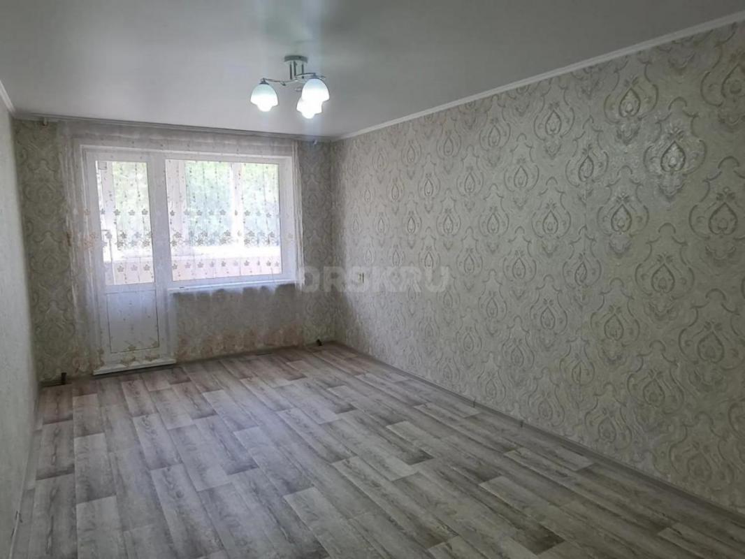 Продается 2-х комнатная квартира по адресу ул. - Орск