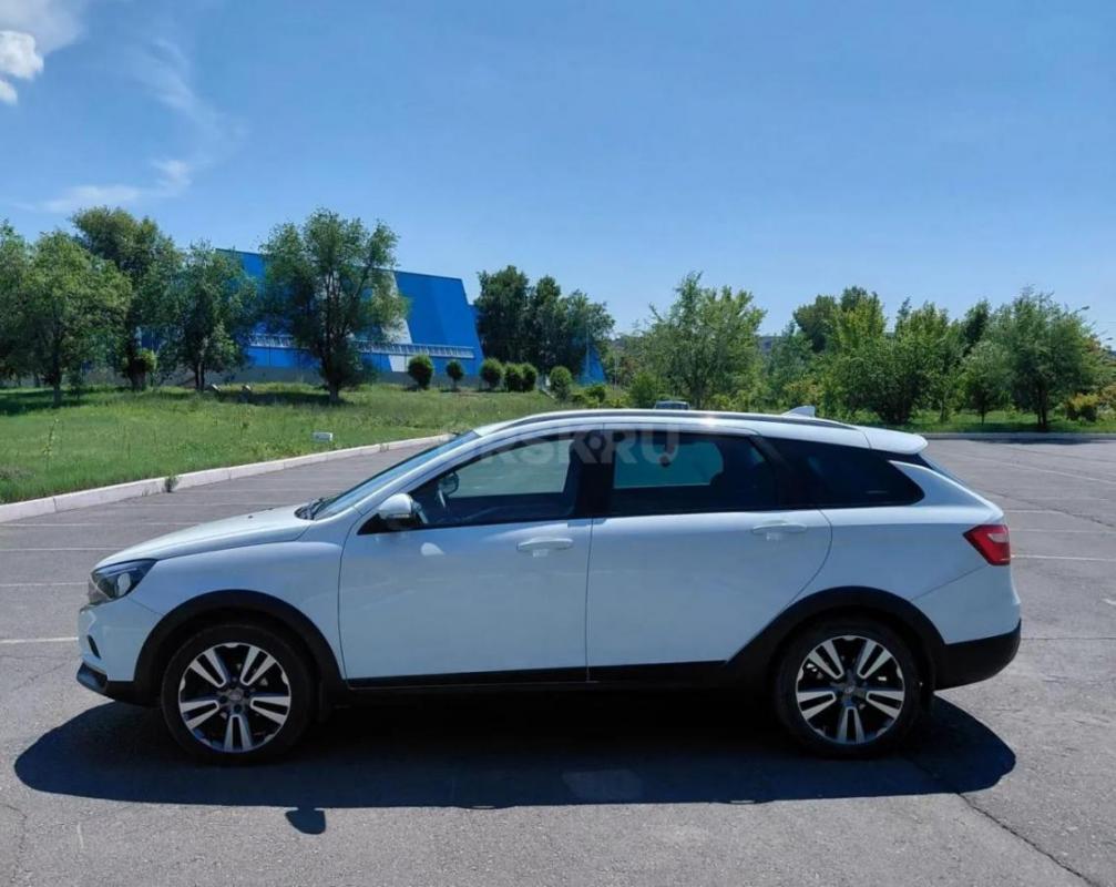 Lada (BAЗ) Vestа I 2019 года — это универсальный автомобиль, который сочетает в себе практичность и - Орск