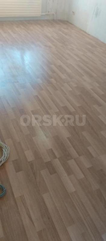 Продам бу ламинат в хорошем состоянии 560см*302см почти 17кв. - Орск